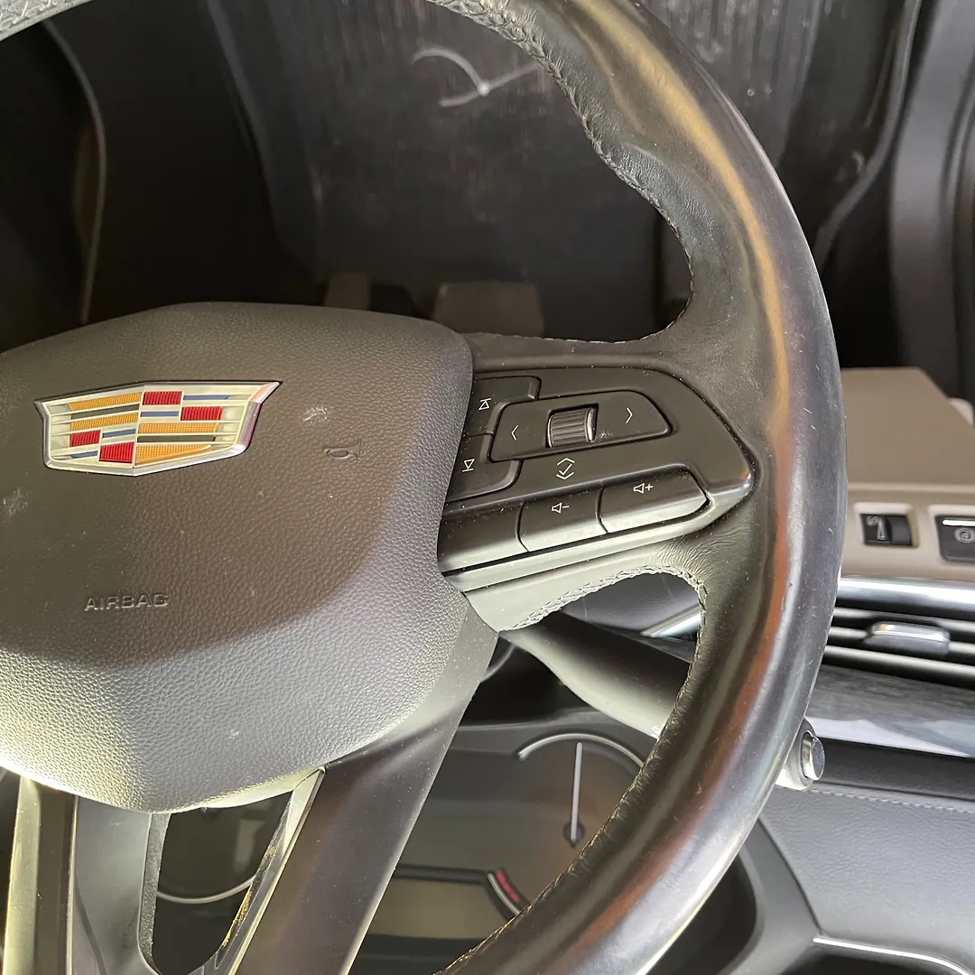 Steering Wheel - 2019 Cadillac XT4 PREMIUM LUXURY