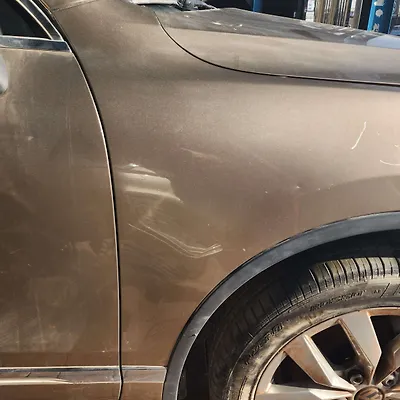 Fender (RHF) - 2016 Volkswagen Touareg