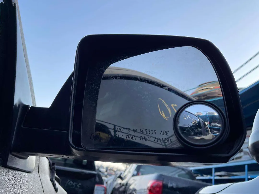 Side Mirror (RH) - 2010 Toyota Tundra SR5