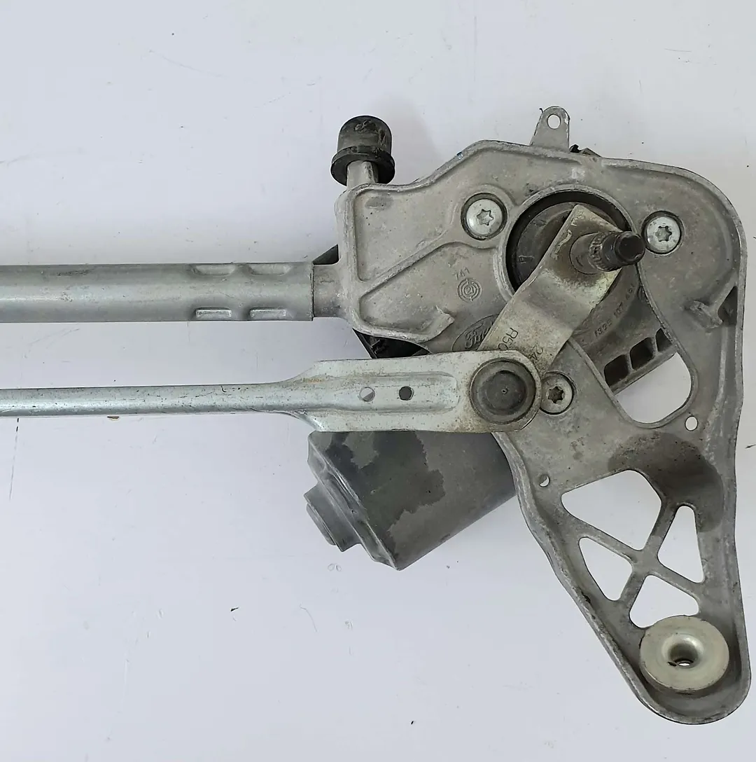 Windshield wiper motor - 2021 Ford Bronco Sport BIG BEND