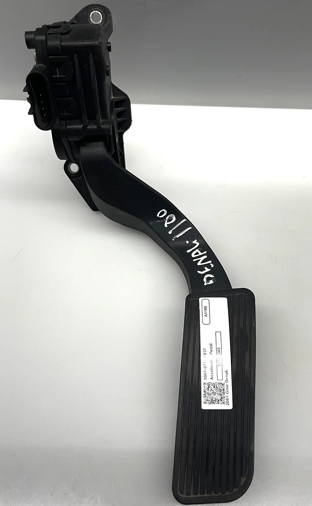 Accelerator pedal - 2007 GMC DENALI