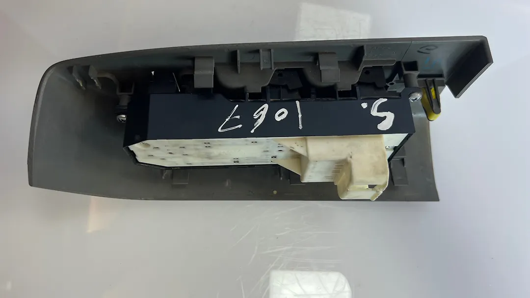 Front door switch - 2013 Toyota Sequoia