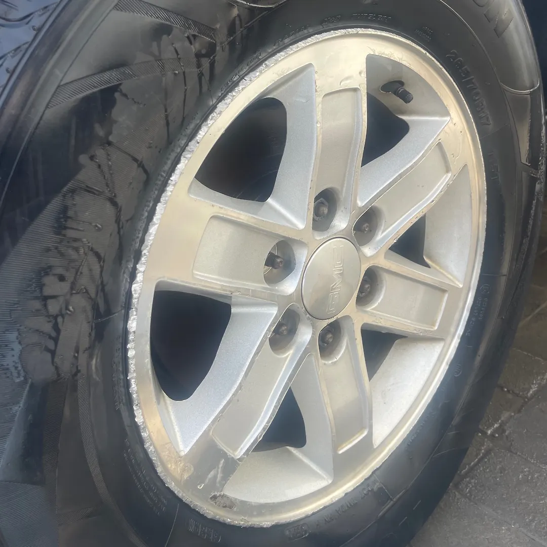 Rim - 2008 GMC Yukon SL 1/2 Ton