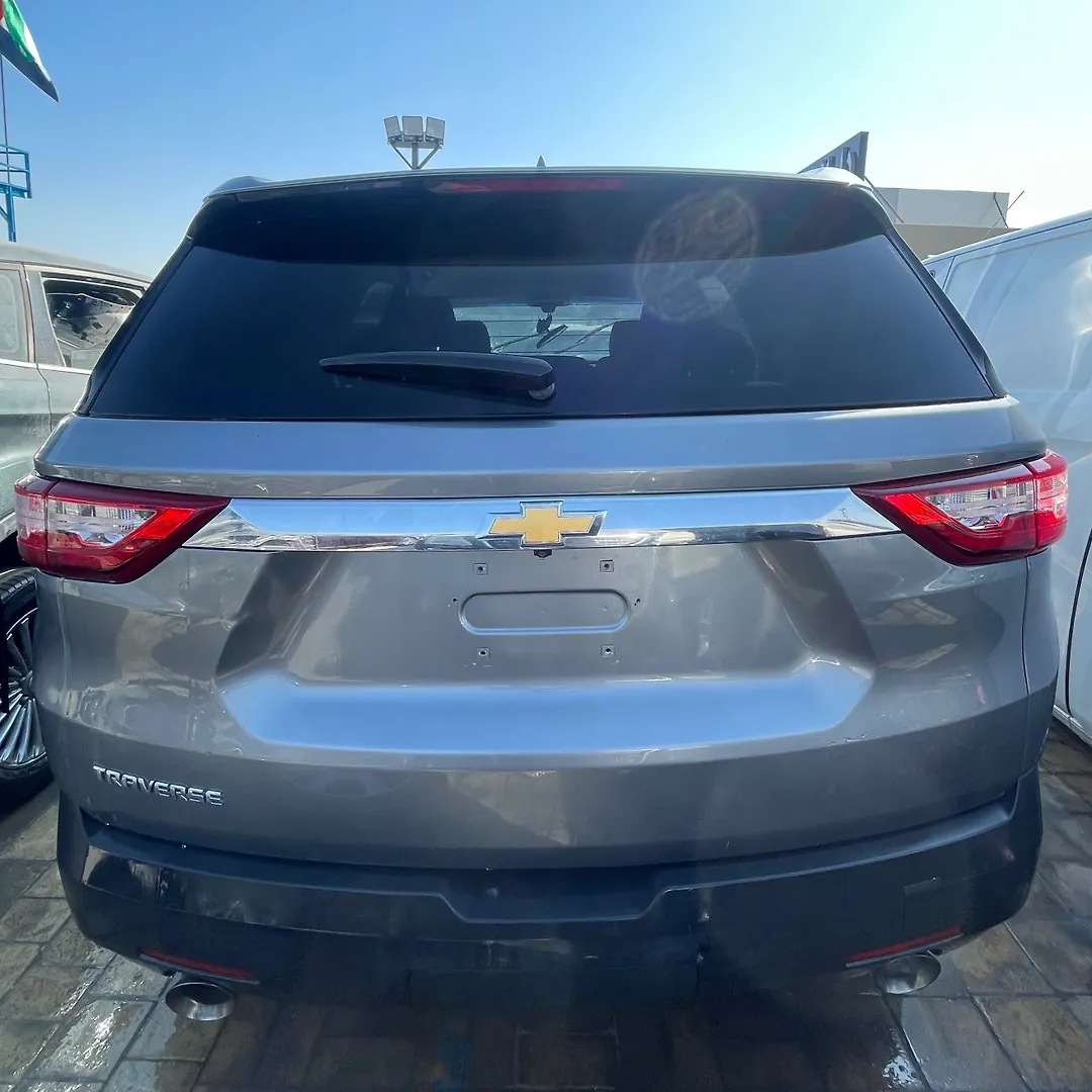 Trunk/hatch/tailgate - 2019 Chevrolet Traverse LS