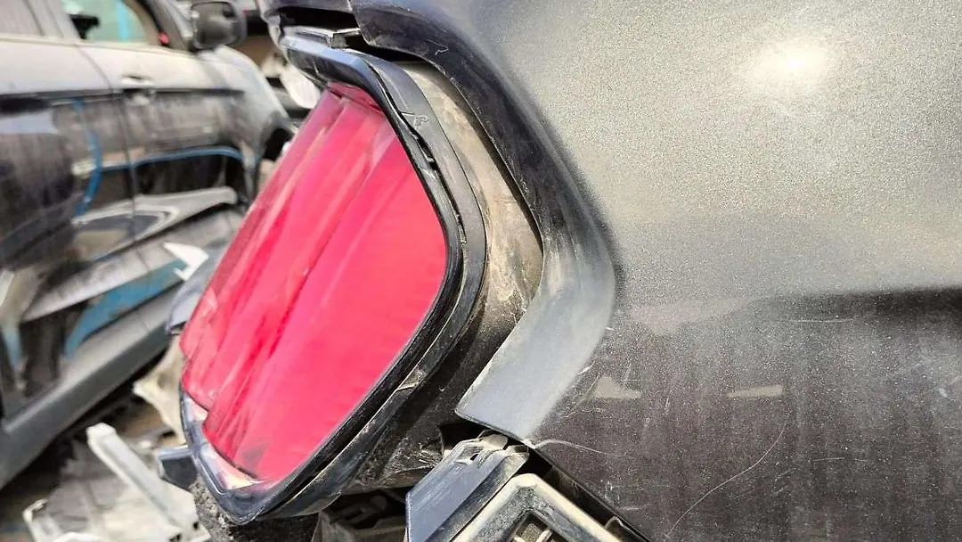 Tail Light (RH) - 2017 Ford Mustang