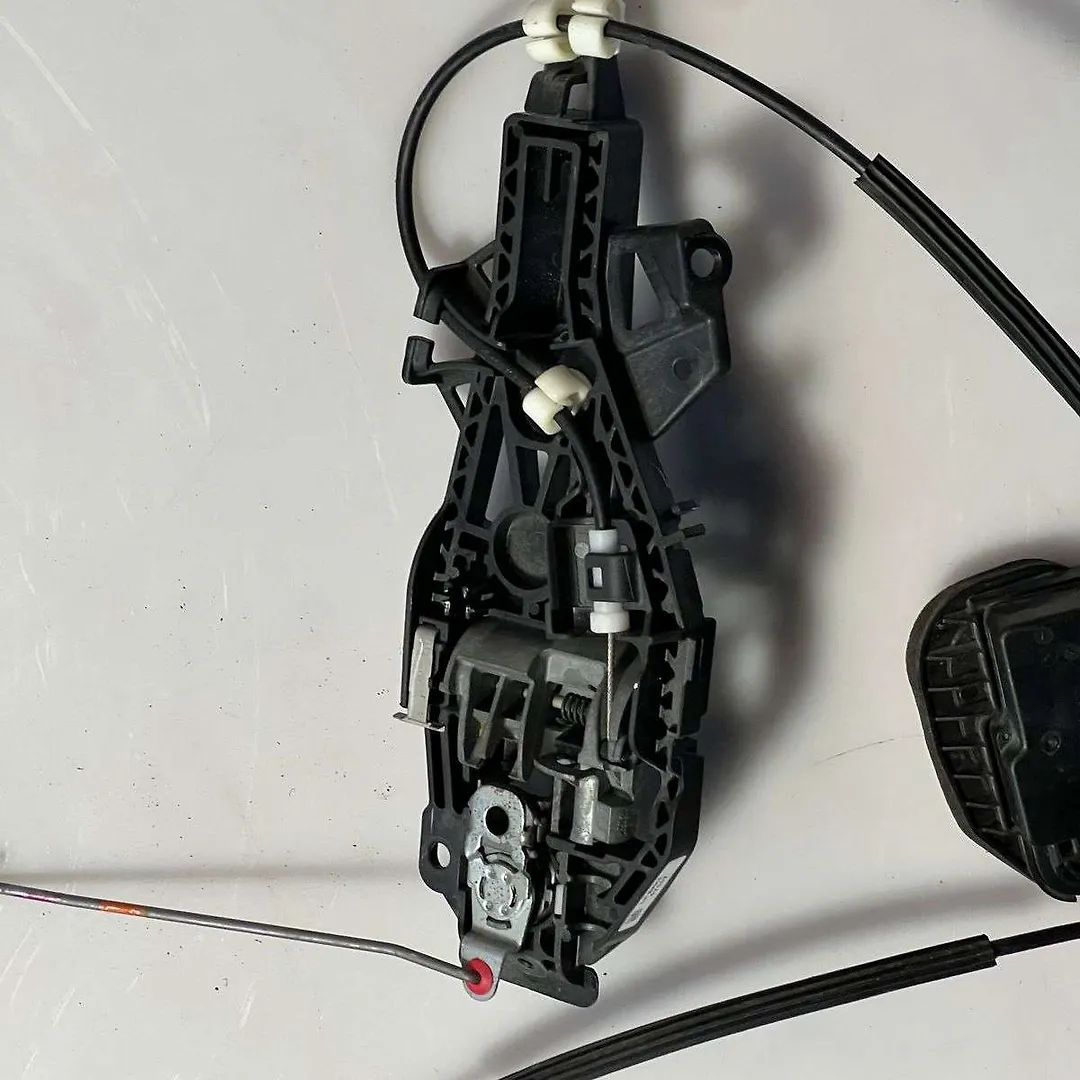 DOOR LOCK(LHF) - 2018 GMC Terrain