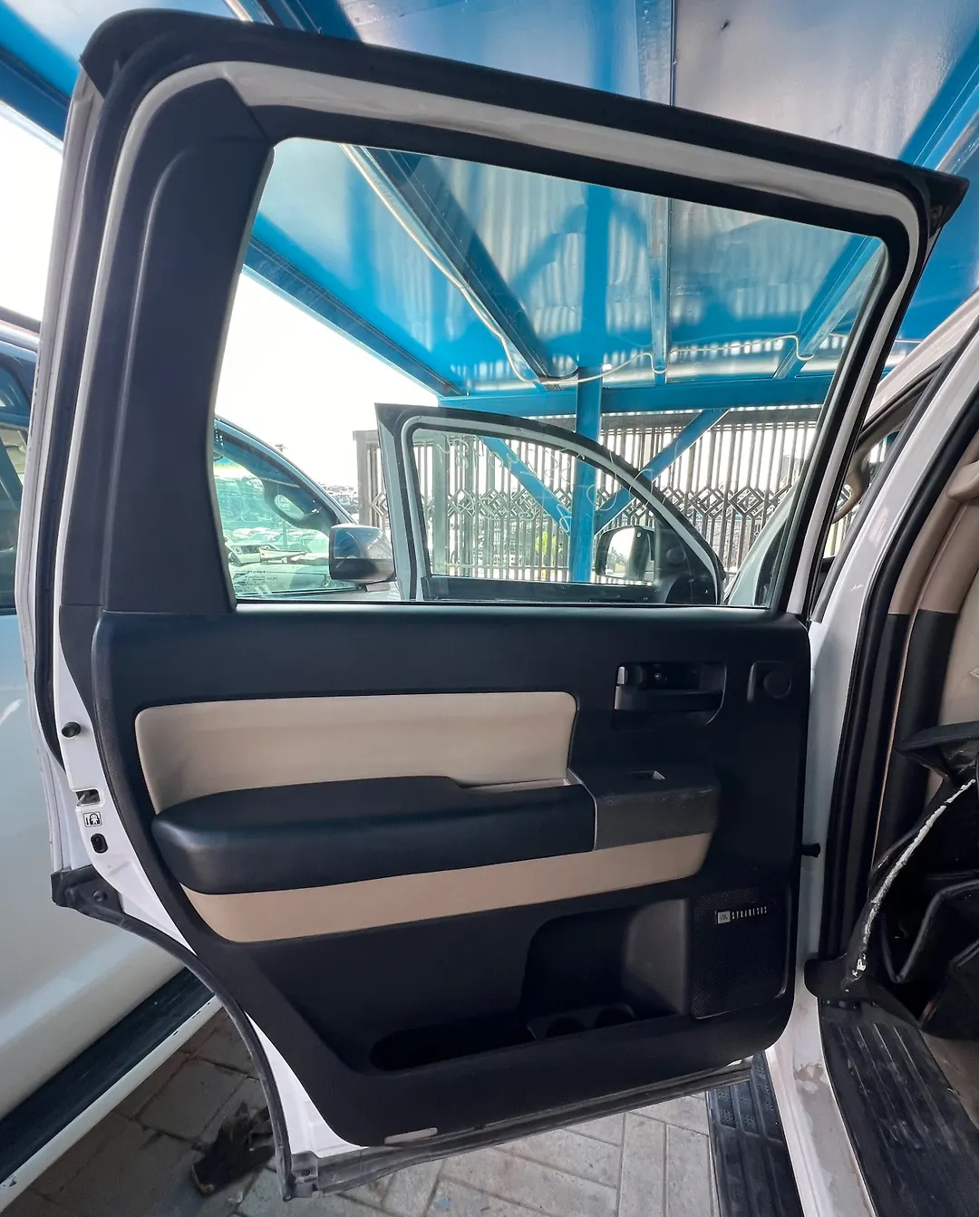 Door (LHB) - 2013 Toyota Sequoia