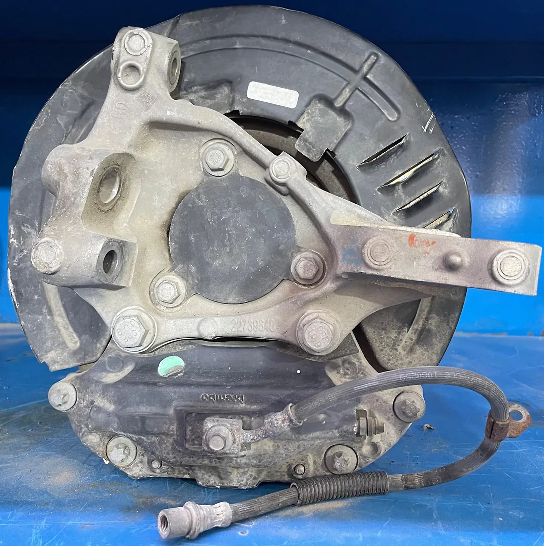 Complete Hub Assembly(RHF) - 2019 Cadillac CTS Base