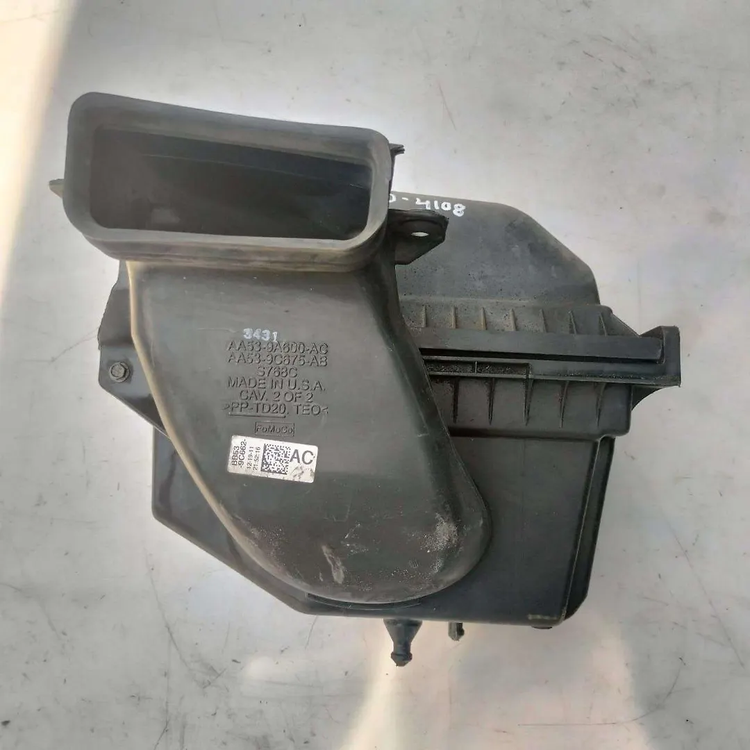 Air cleaner box - 2012 Ford Explorer