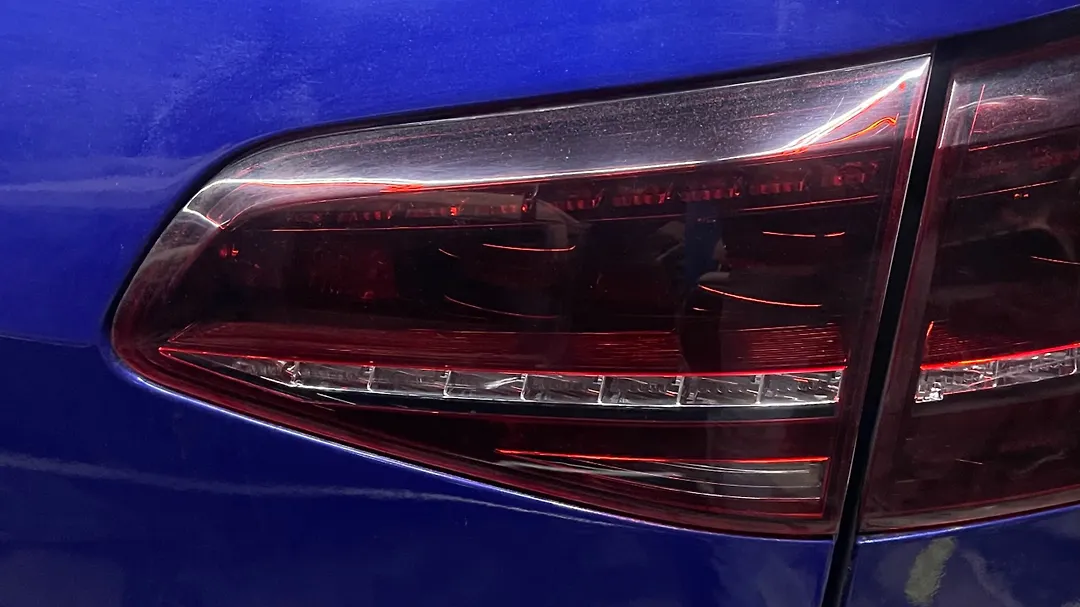 Trunk Light (RH) - 2015 Volkswagen Golf R