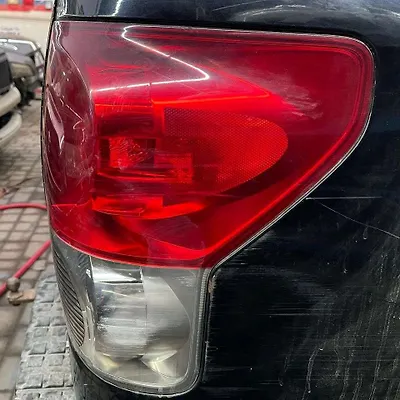 Tail Light (RH) - 2008 Toyota Tundra