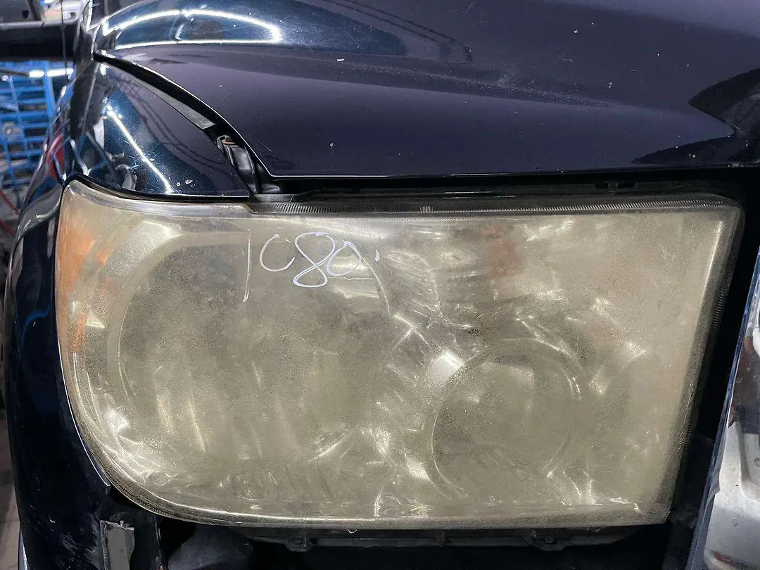 Headlight (RH) - 2008 Toyota Tundra
