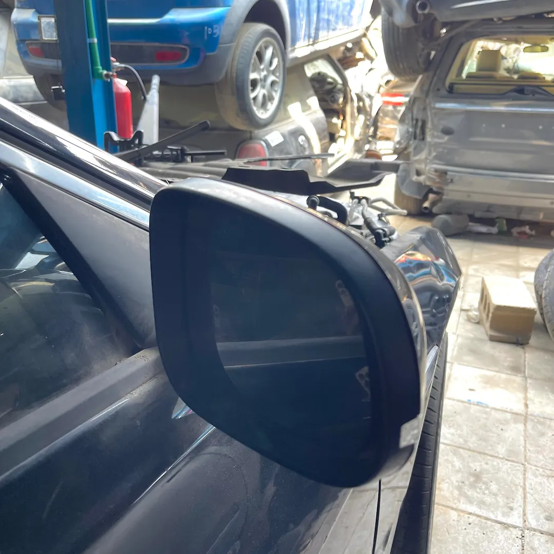 Side Mirror (RH) - 2018 Jaguar XE