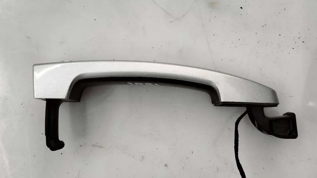 Door handle exterior - 2020 Chevrolet Traverse