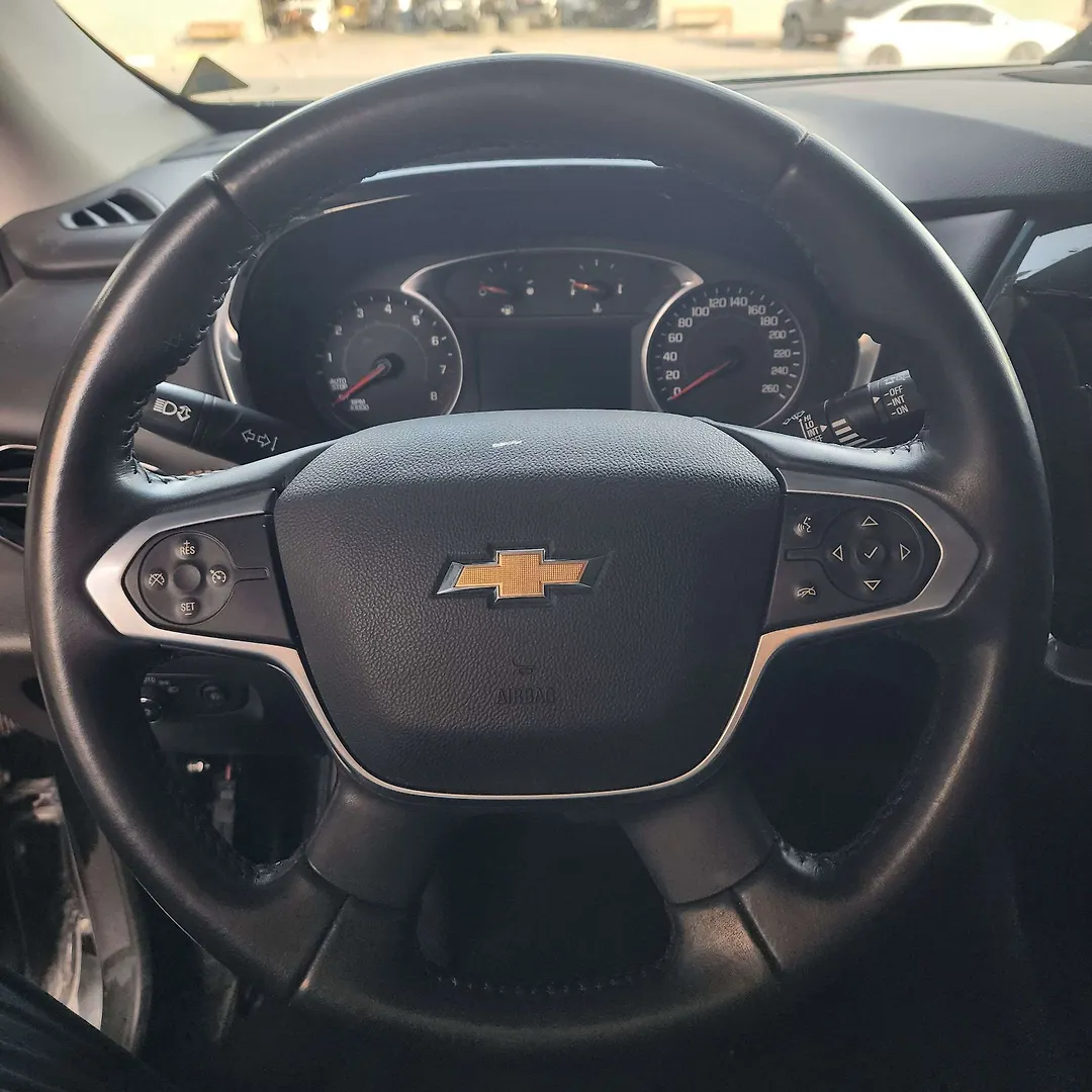 Steering wheel - 2021 Chevrolet Traverse