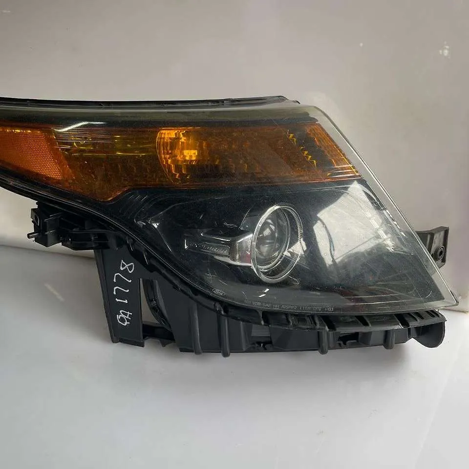 Headlight (RH) - 2012 Ford Explorer Base