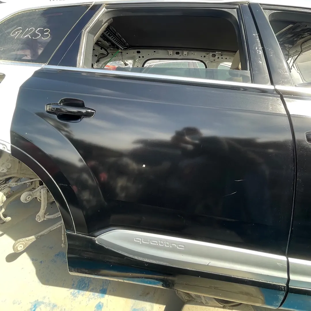 Door (RHB) - 2019 Audi Q7