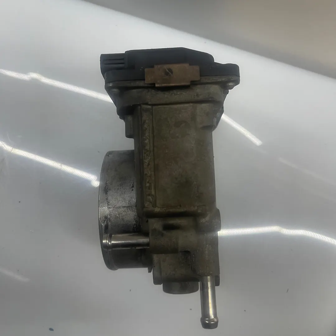 Throttle body - 2011 Nissan Xterra SUV