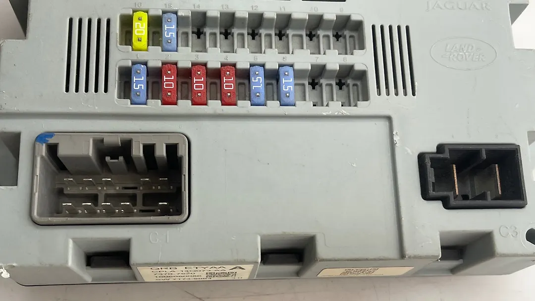 Fusebox Relay - 2015 Land Rover SPORT