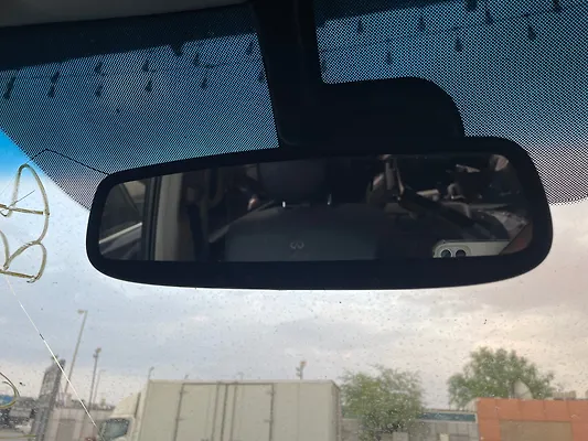 Rear view mirror - 2011 Infiniti QX56