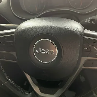 Airbag (Steering) - 2019 Jeep Cherokee