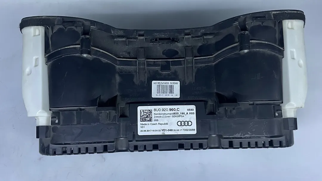 Speedometer - 2018 Audi Q3