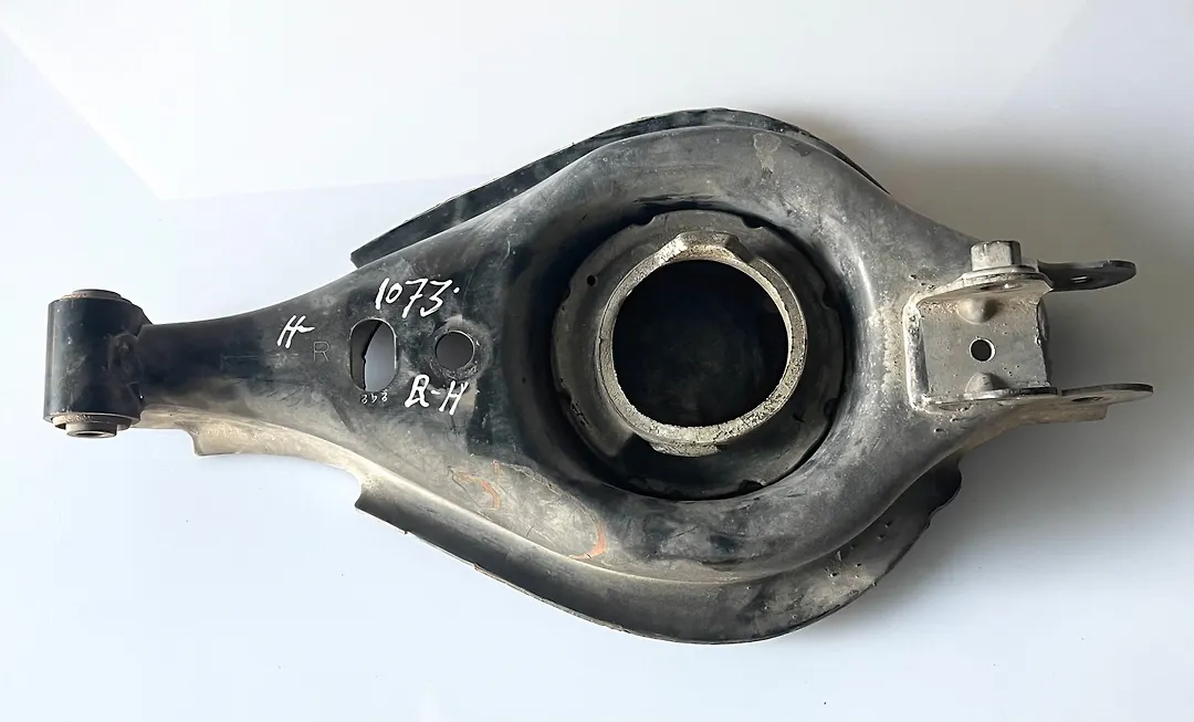 Lower control arm rear (R)- 2016 GMC Terrain Denali