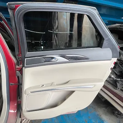 Door (RHB) - 2016 Lincoln MKZ