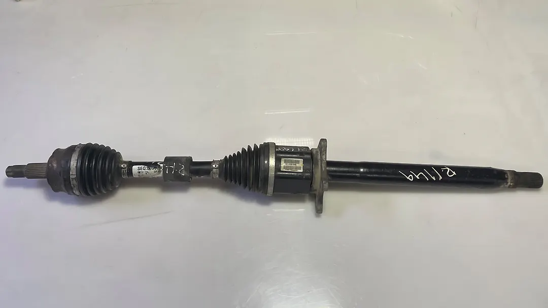 Axle(RHF) - 2016 Chrysler 200 Limited
