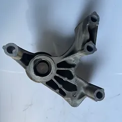 Clutch bracket - 2014 Infiniti QX80 SUV