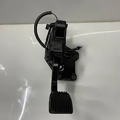 Accelerator pedal - 2010 Ford Expedition XLT