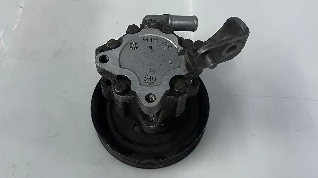 Power steering pump - 2012 Land Rover RANGE ROVER