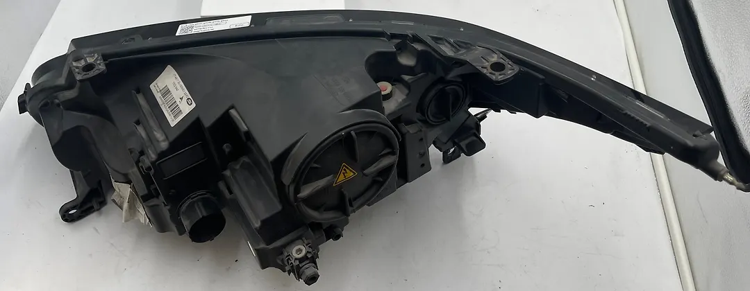Headlight (RH) - 2014 Land Rover RANGE ROVER SPORT