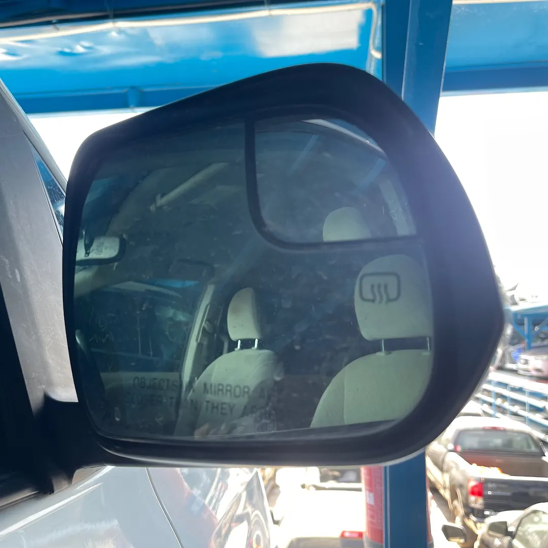 Side Mirror (RH) - 2017 Toyota Sienna LE