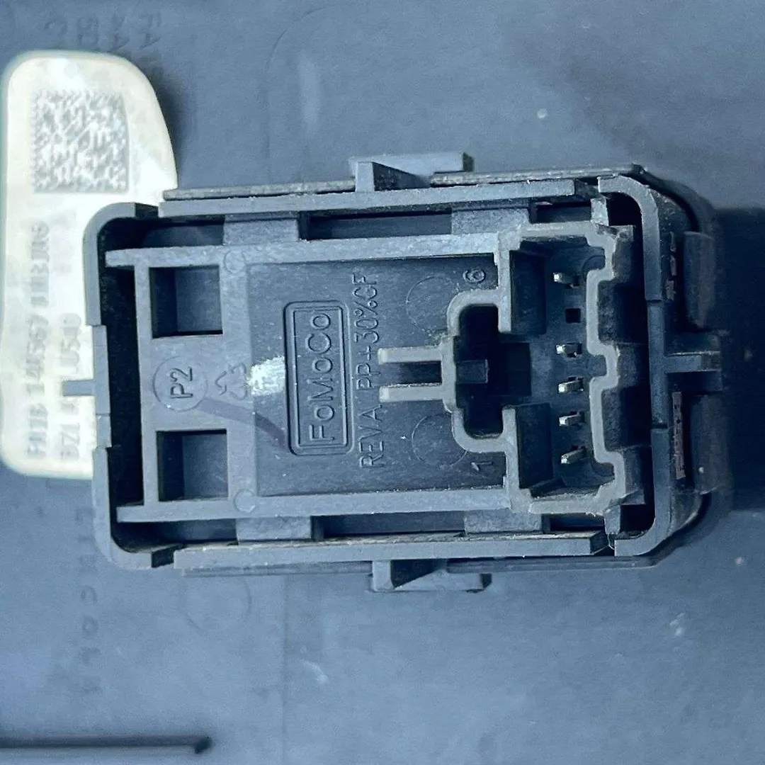 Rear door switch - 2017 Lincoln MKX