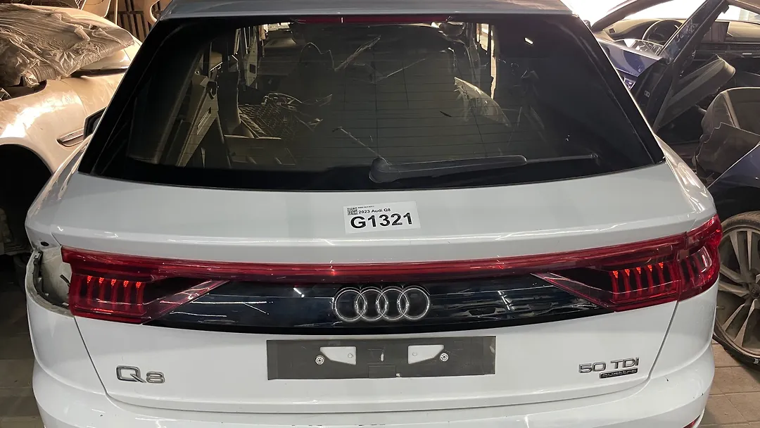 Trunk/hatch/tailgate - 2023 Audi Q8