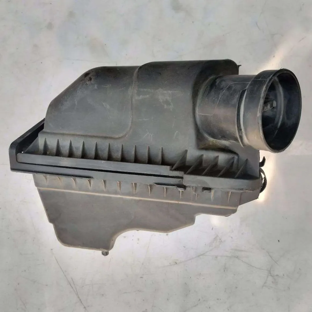 Air cleaner box - 2012 Ford Explorer