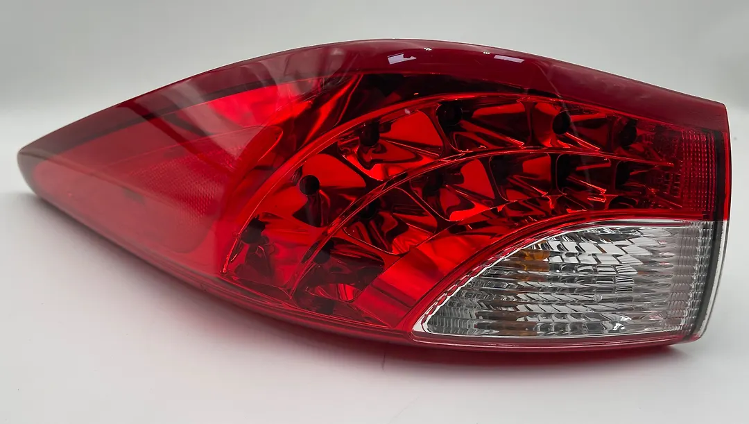 Tail Light (RH) - 2015 Infiniti QX60