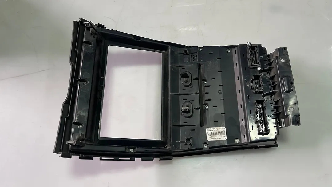 Dash panel - 2015 Ford Edge SEL