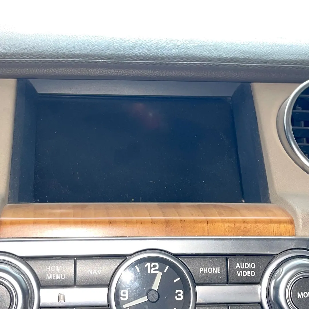 Info-gps-tv screen - 2014 Land Rover LR4