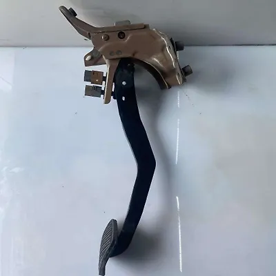 Brake Pedal - 2011 Infiniti QX56