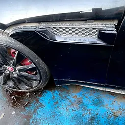 Fender (LHF) - 2015 Jaguar F-type