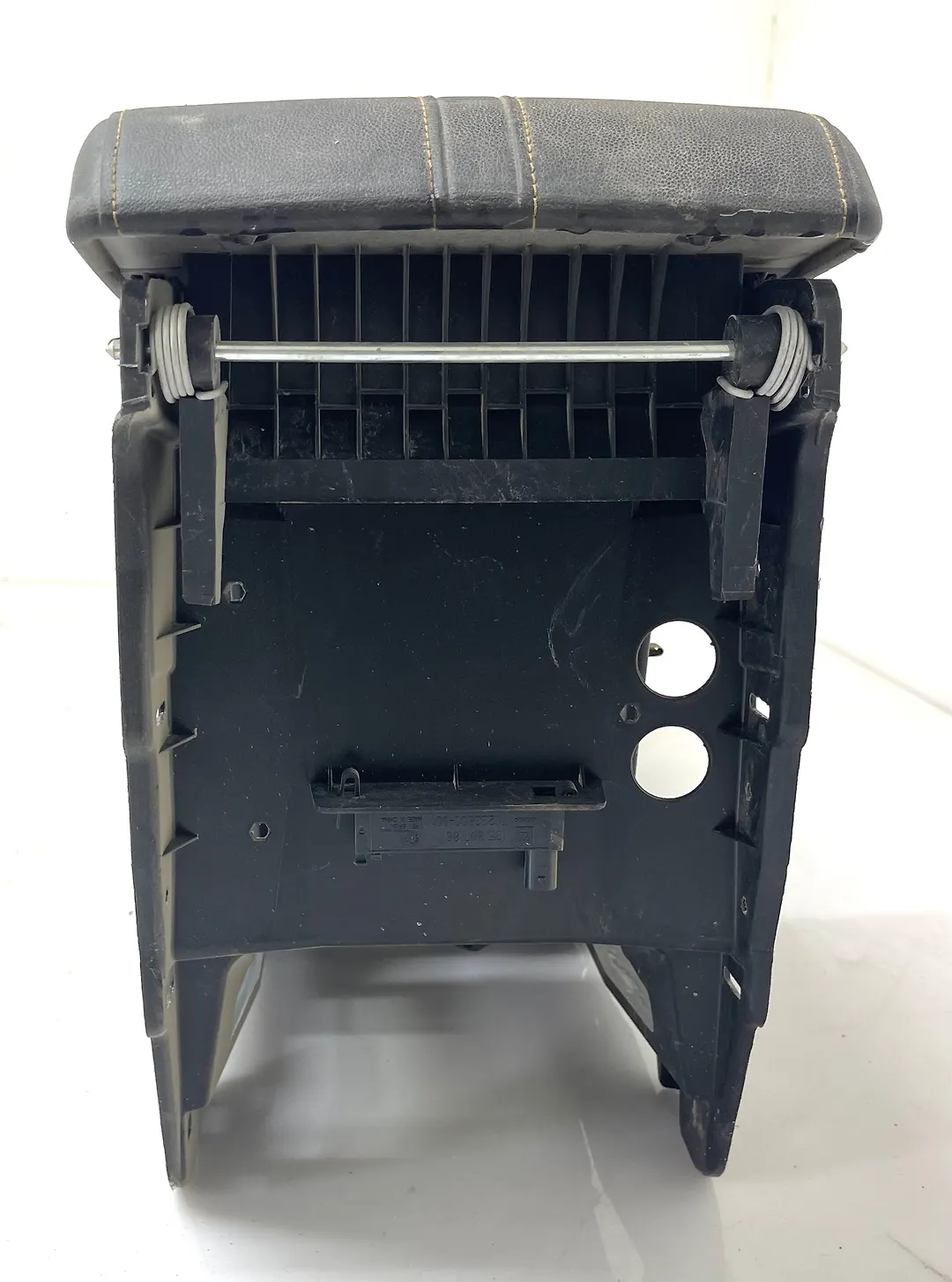 Console front - 2019 Chevrolet Traverse LT Cloth
