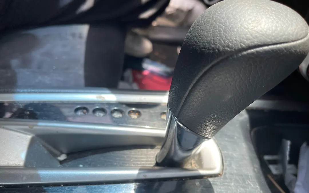 Gear Shift Knob(Automatic) - 2014 Nissan Pathfinder SE 3.5i