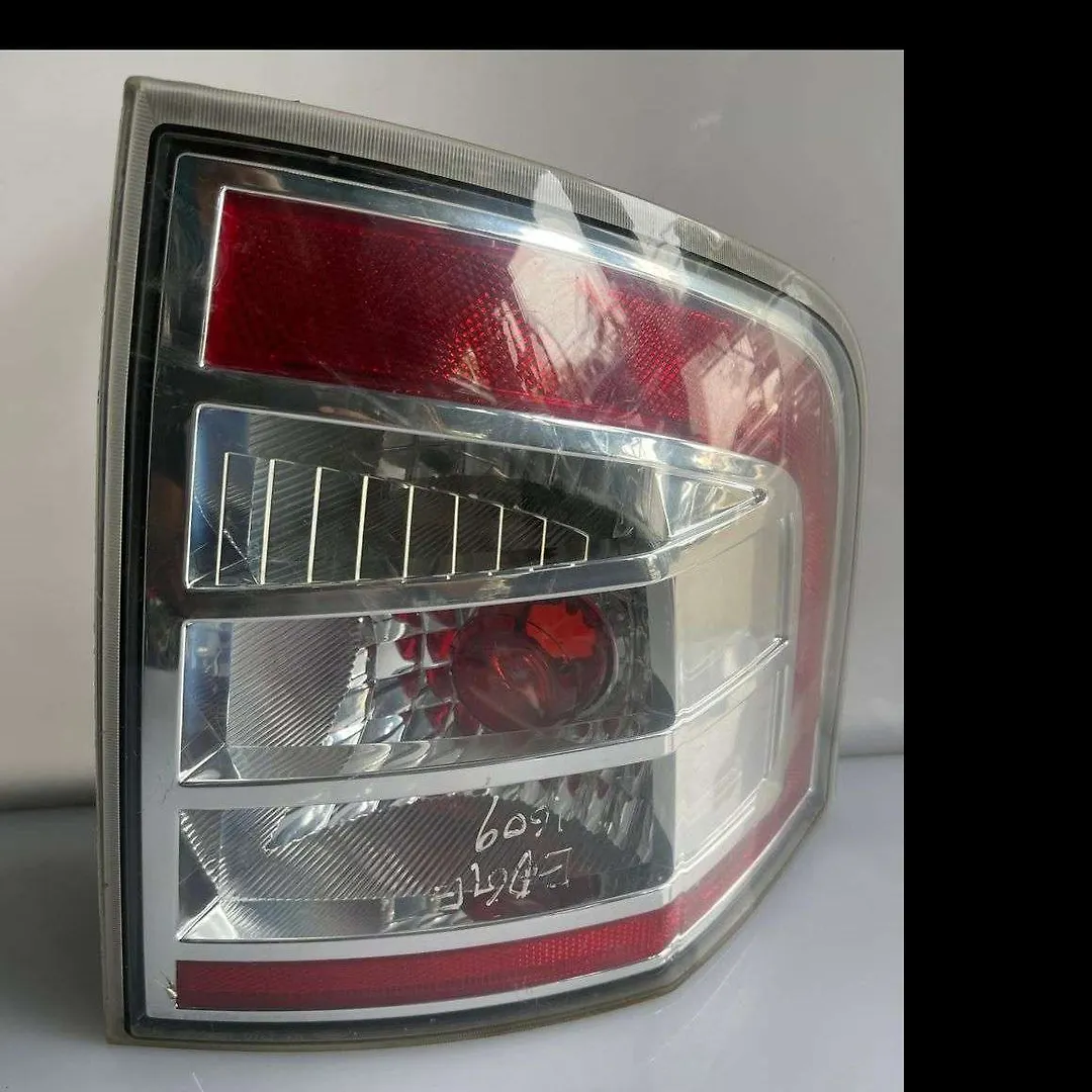 Tail Light (RH) - 2010 Ford Edge Limited