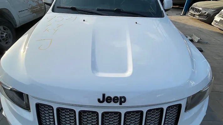 Hood/Bonnet - 2015 Jeep Grand Cherokee LAREDO