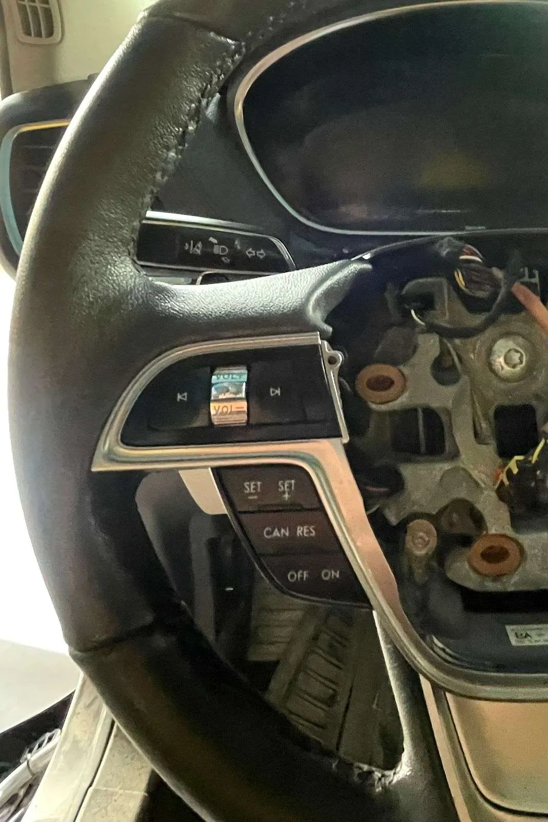 Steering wheel - 2019 Lincoln Nautilus Premier