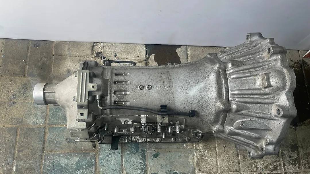 Gear box - 2013 Infiniti QX56