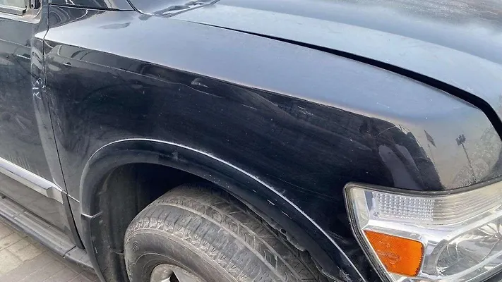 Fender (RHF) - 2010 Infiniti QX56 5.6i