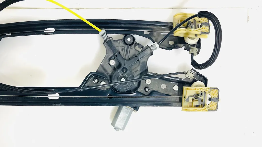 Door Motor (RHF) - 2019 Chevrolet Traverse LT Cloth